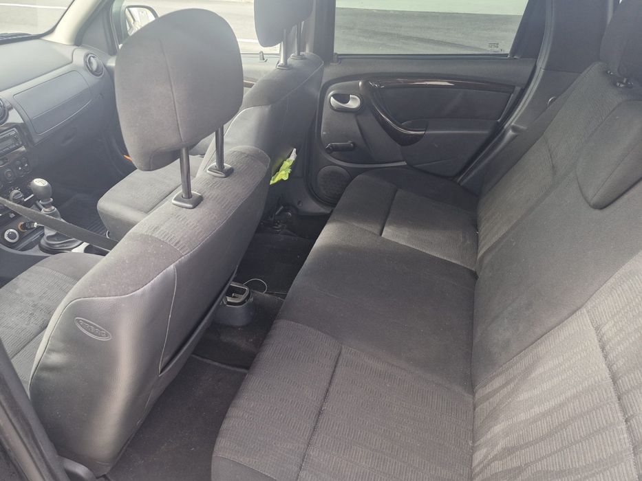 Vand Dacia Duster 2010
