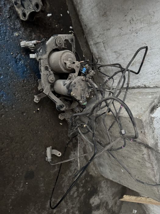 Продам пневмаподвеску и компресор насос