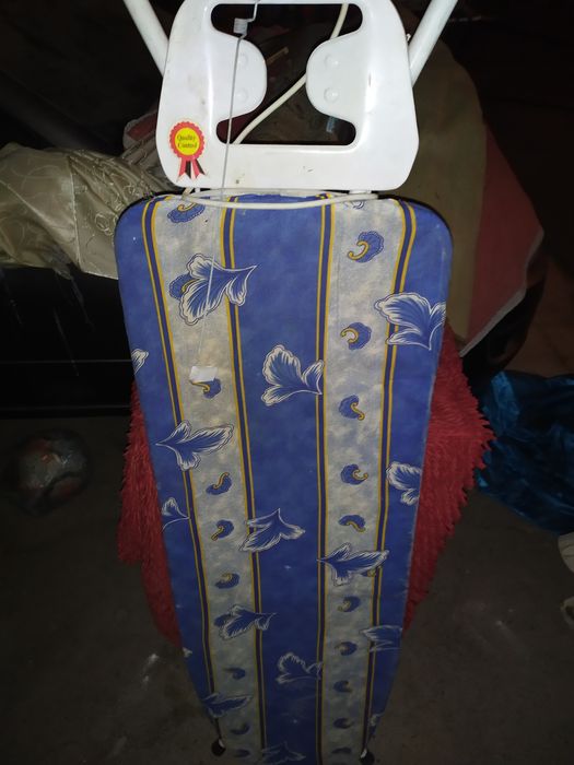 Продам гладильную доску.