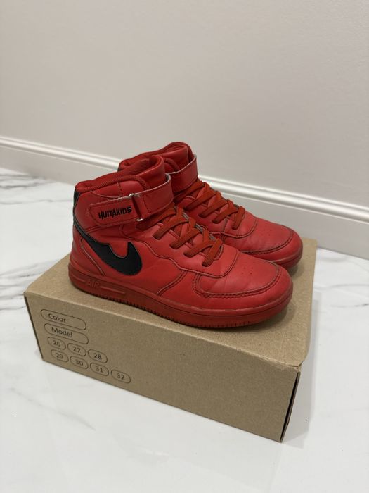 Ботинки осенние на мальчика 32 р.