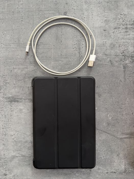 iPad mini 5 (2019) Wi-Fi + Cellular 64GB