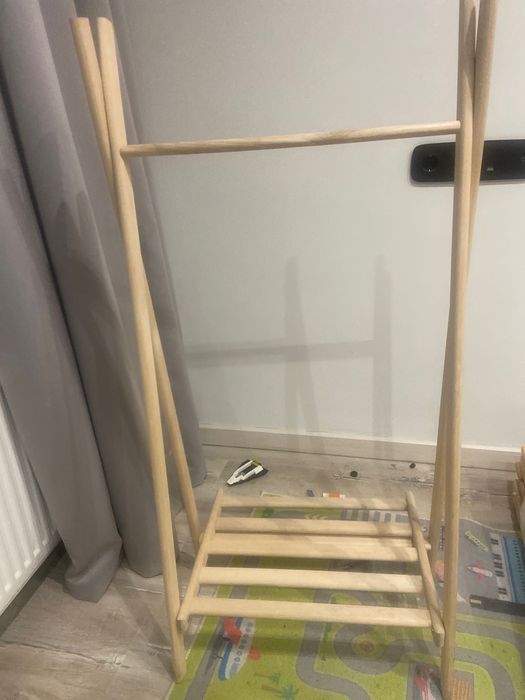 Вешалка детская б/у