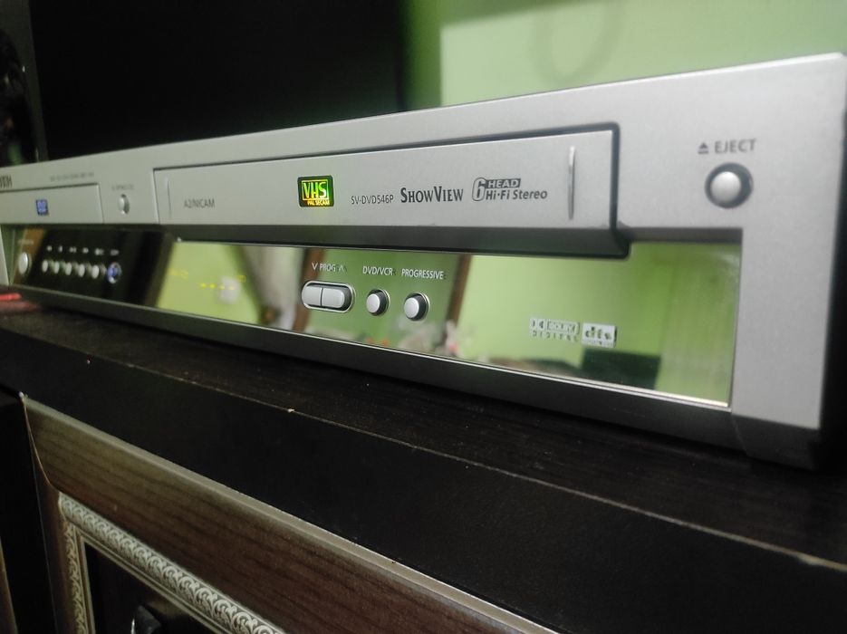 Samsung dvd & vhs player 6hd