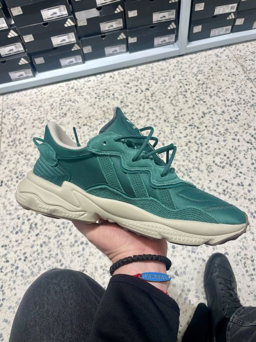 Маратонки Адидас 42 Adidas