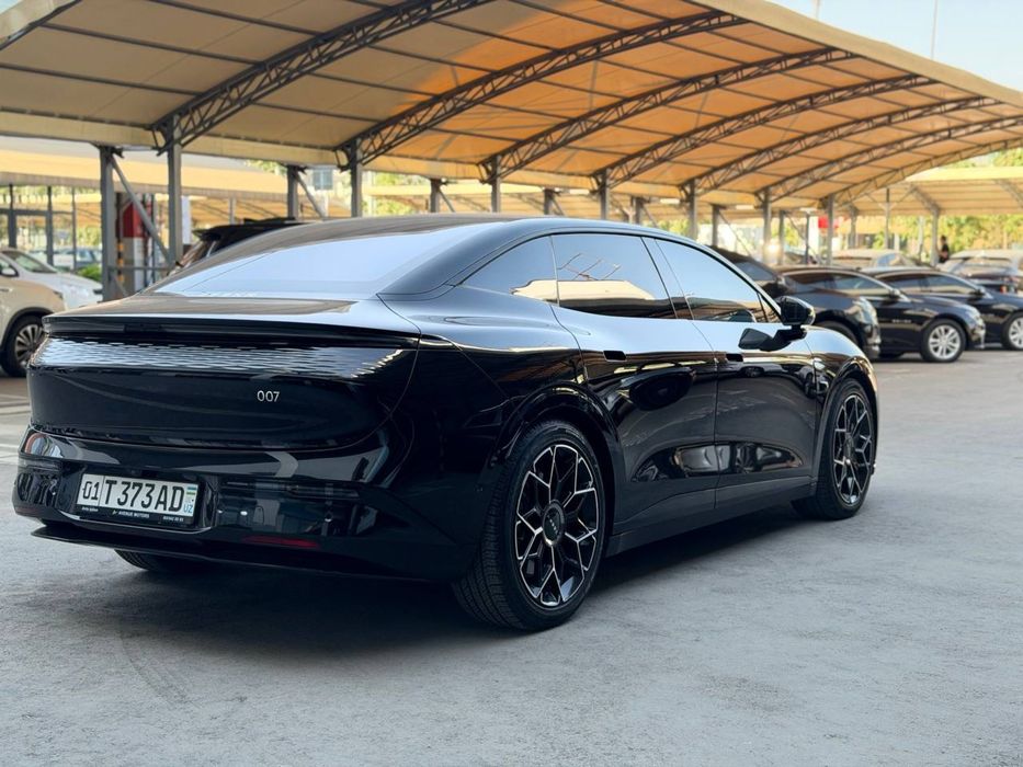 Zeeke 007 dual motor awd 100kw batareli