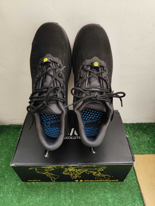 Работни обувки 46