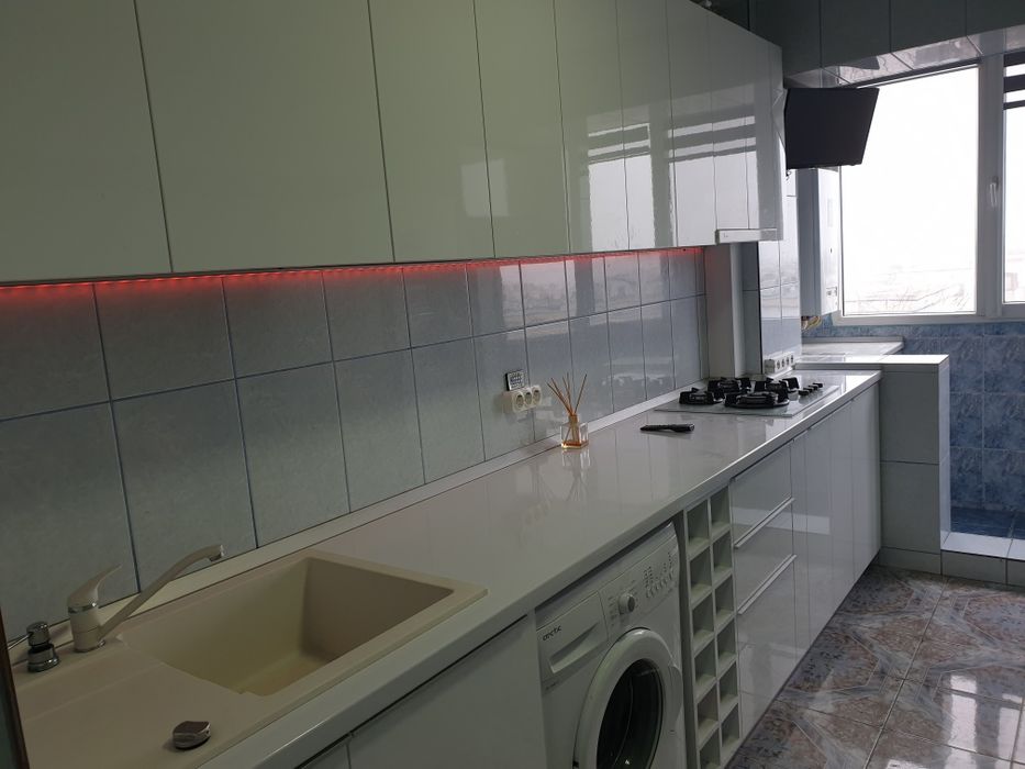 Proprietar închiriez apartament 2 camere zona turnuri spitalul jud.