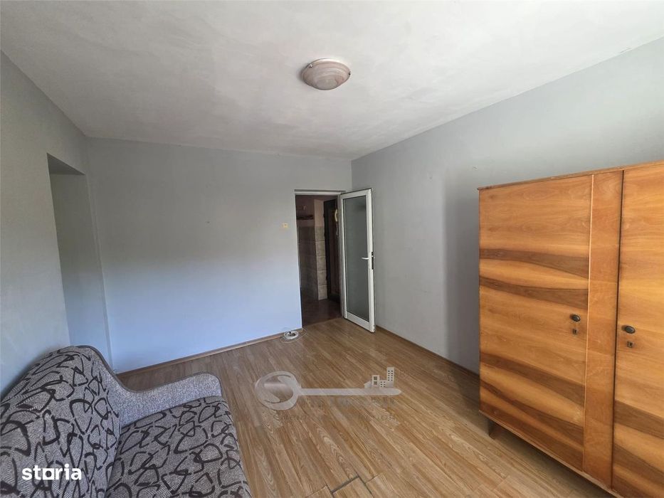 Apartament 2 camere etaj 2 - Podu ros