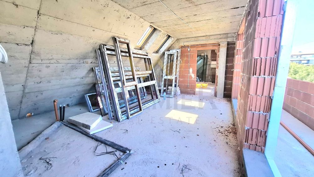 Продава се Двустаен апартамент в София, Банишора - 66 кв.м за 2500 €/кв.м - Снимка #4