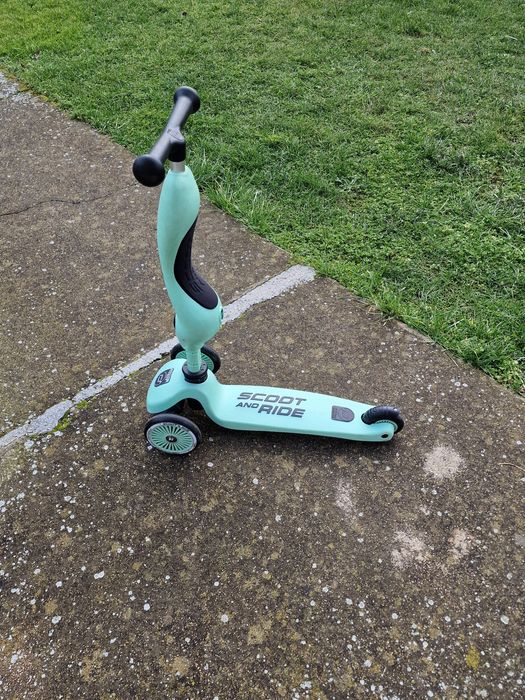 Scoot and ride  тротинетка