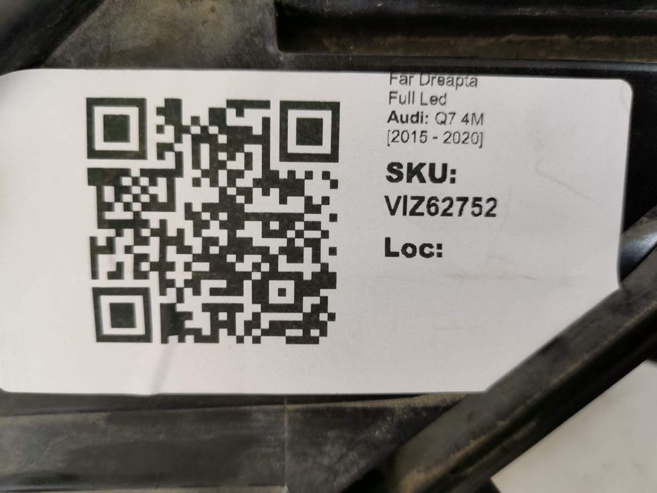 Фар Дясно Пълен Лед Ауди Q7 4M [ - ] Оригинален Повреден / Far Dqsno P