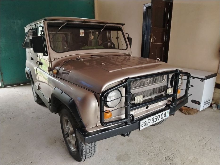 Avtomobil. Uaz469B