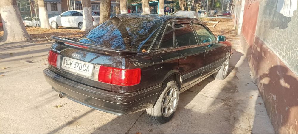 Audi 80 B4 1988.