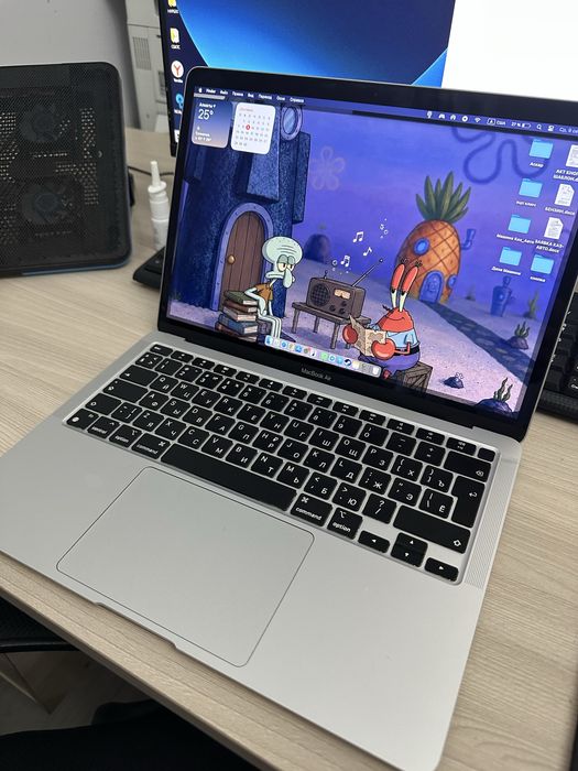 MacBook Air M1 2020