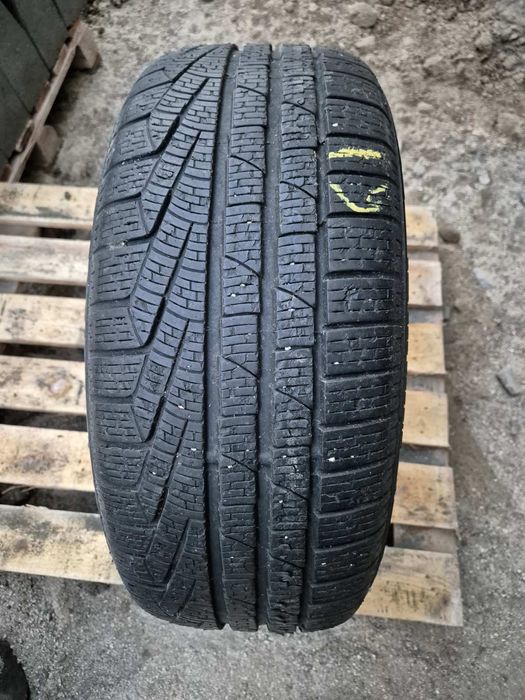 Гуми Pirelli 225/40 r18 run flat