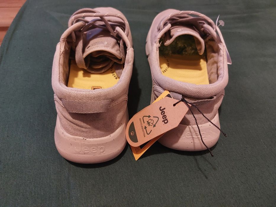 Adidași Jeep Originali
