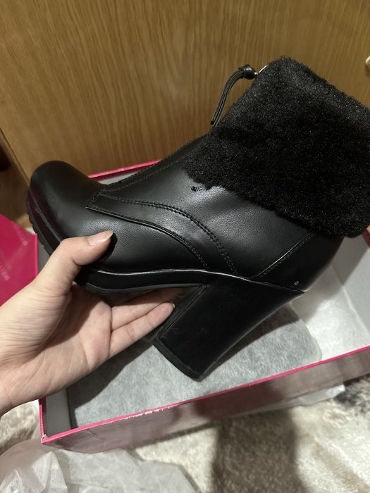 Зимний обувь на каблуках