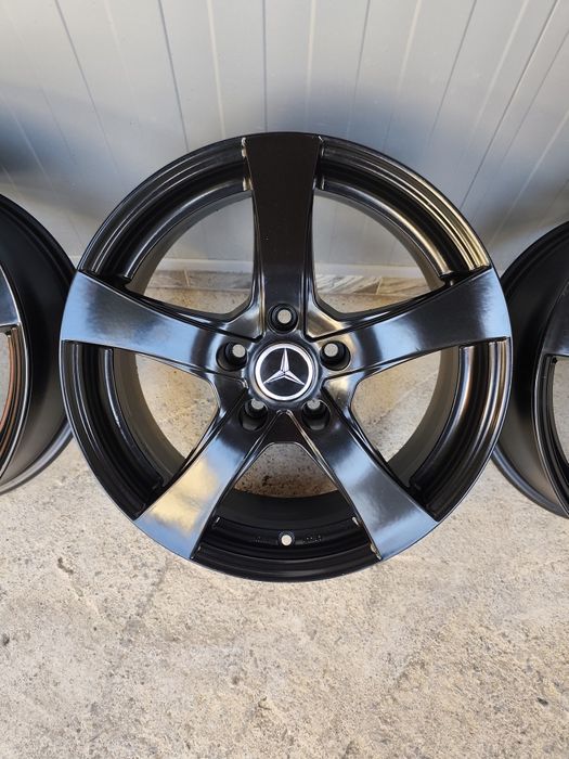 17/5/112-МЕРЦЕДЕС Ц и Е класа-нов внос,перфектни