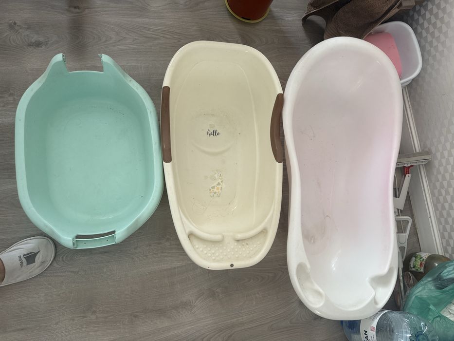 Отдам даром ванночки