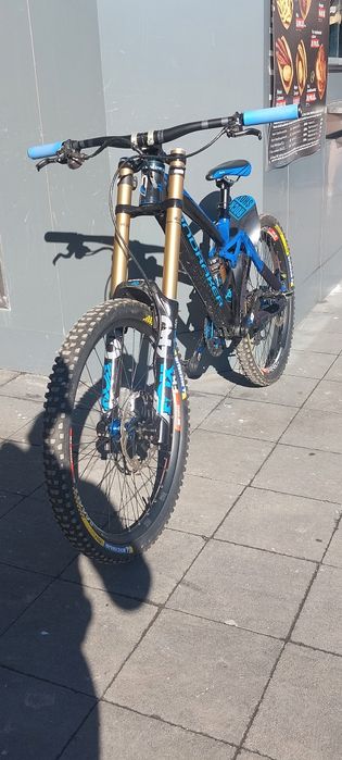 Vând Mondraker Summum Pro Team Dh (Full Kashima/Hope/Magura/Saint)