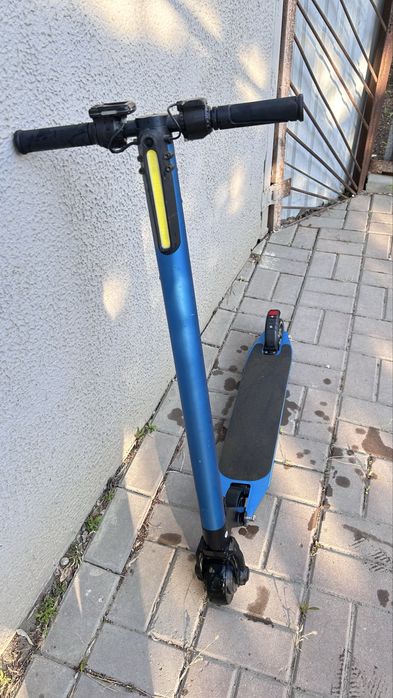Продам электросамокат