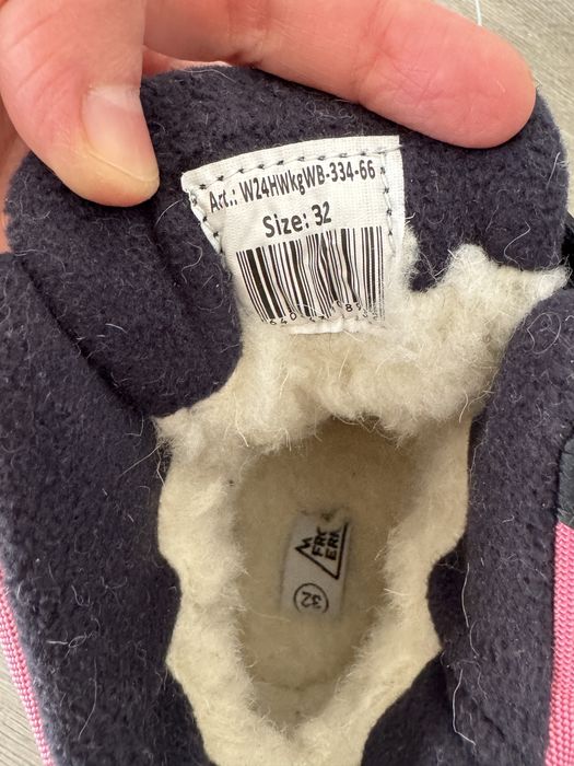 Продам новые зимние сапоги