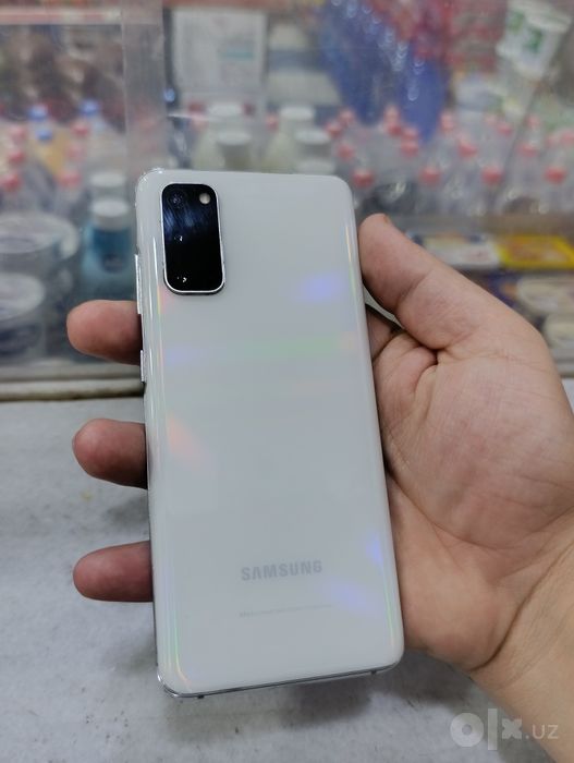 Samsung Galaxy S20 5G 12/128 GB srochna sotladi