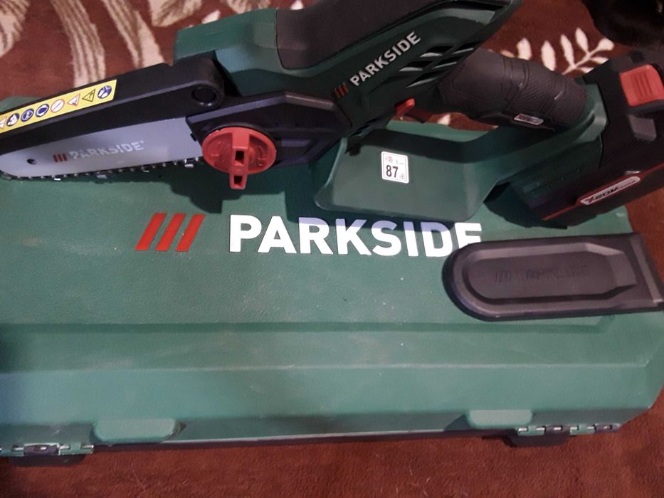 Mini fierastrau cu acumulator parkside