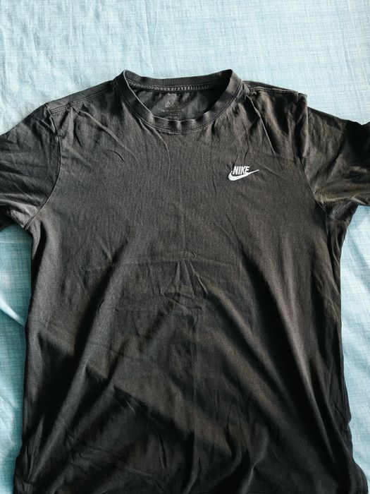 Тениски на Найк и Пума