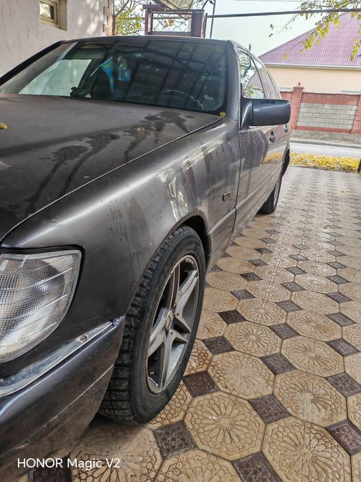 Мерседес бенс 140