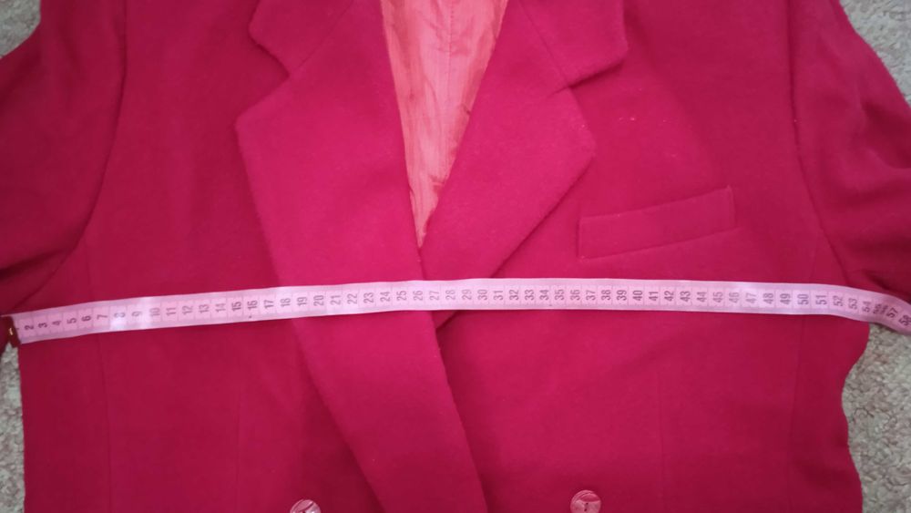 Дамско сако червено