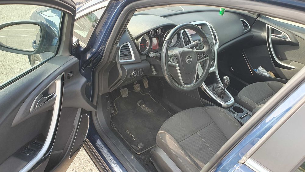 OPEL Astra 2011 — imagine 5