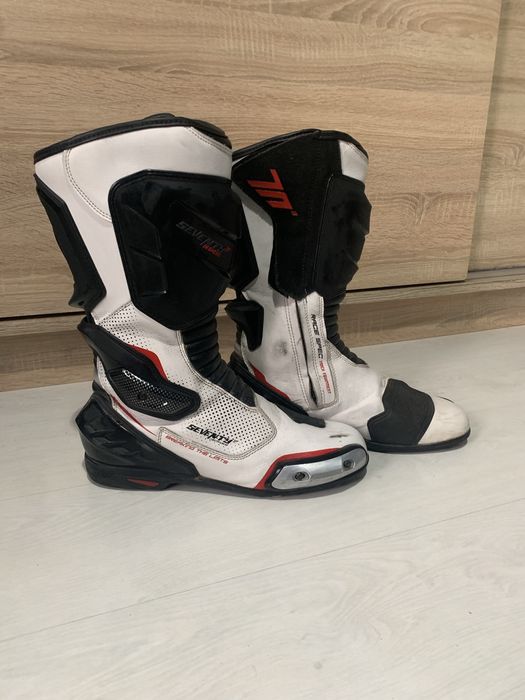 Ghete motocicleta marime 46