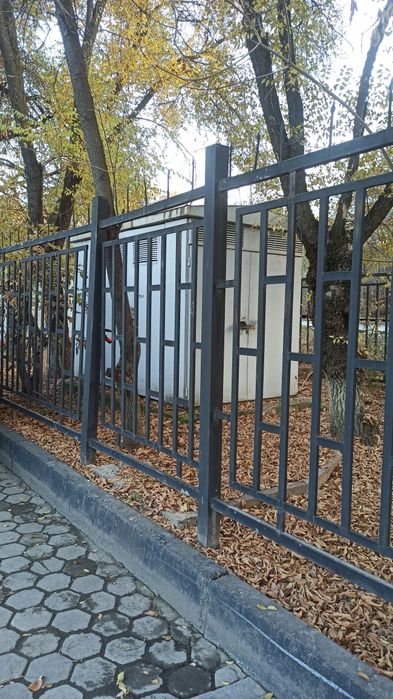 Продаётся участок в городе- 0,5 гектара