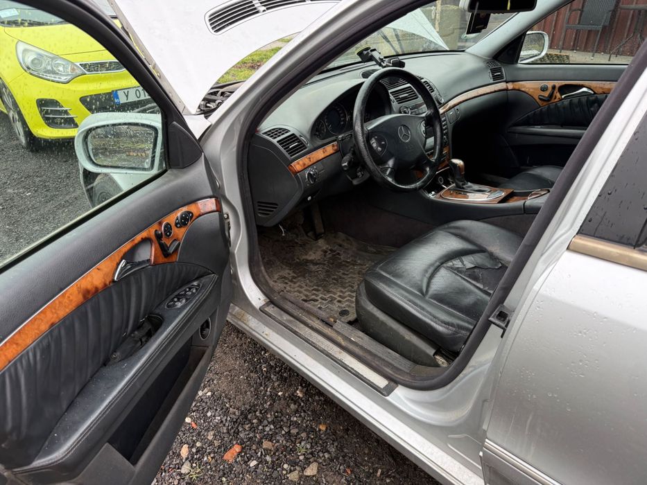 Mercedes 270cdi на части