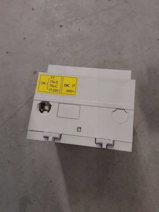 Защита от напрежение за ел.табло