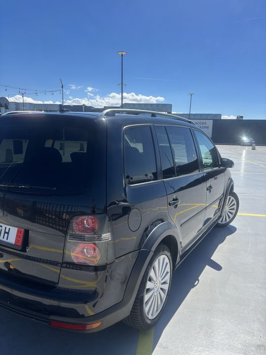 VOLKSWAGEN Touran 2009 — imagine 3