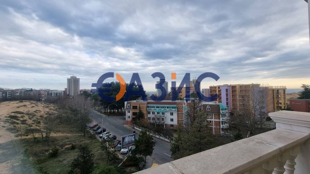 Просторен четиристаен мезонет в луксозен комплекс Вила Рома в Несебър,