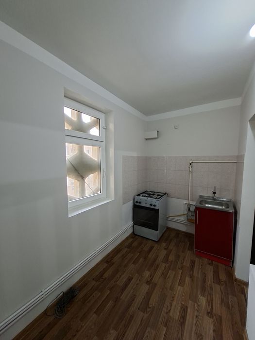 Урганч марказида зўдлик билан 2 хонали квартира сотилади