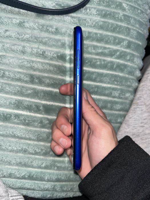 Телефон HONOR 8S 32GB