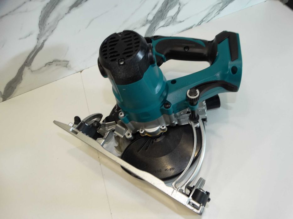 Makita DHS 630 - Акумулаторен циркуляр