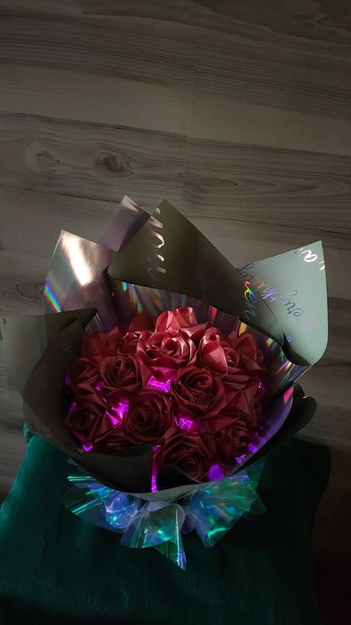 Buchete fluturi și lumini