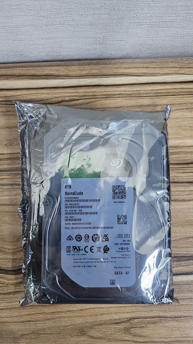 Диски для видеонаблюдения на 8 и 12 ТБ