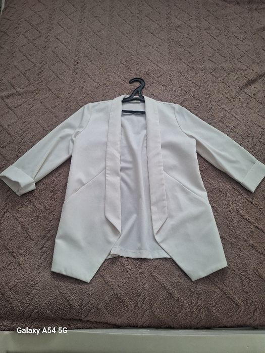 Костюмы в двух расцветках