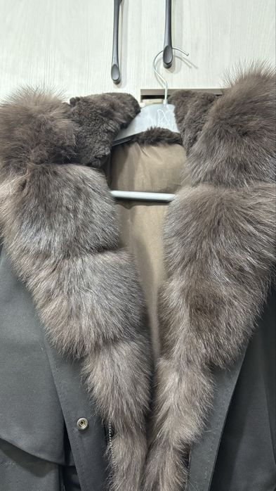 Продам парку натуральный песец