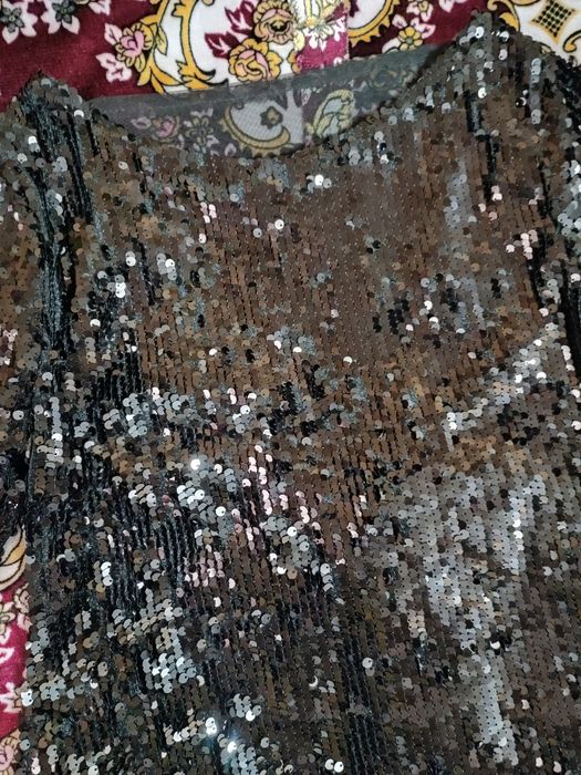 Вечерное  платья в идеальном состоянии