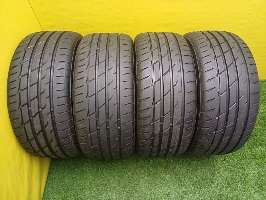 Шины 245/45 R17 Bridgestone комплект.