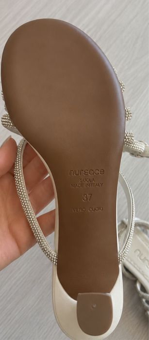 Босоножки от бренда nursace