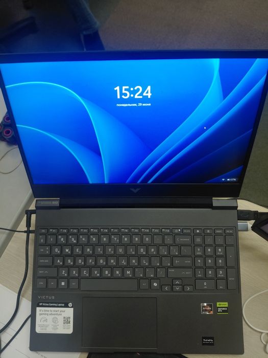 Noutbuk Hp Victus 15