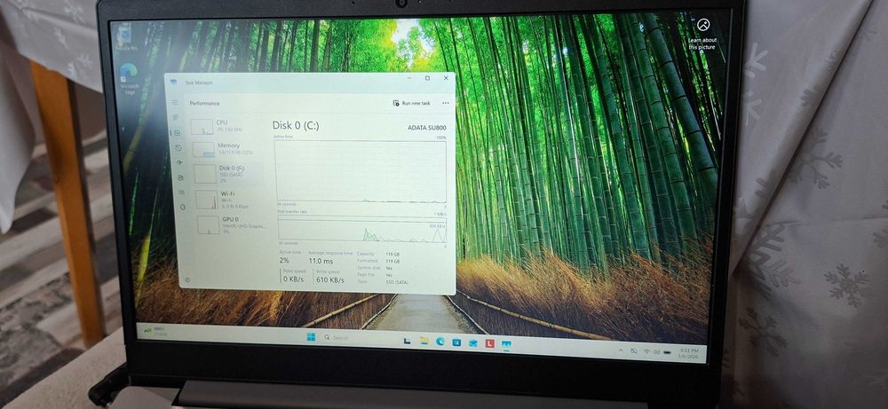 Продавам изгоден лаптоп Lenovo